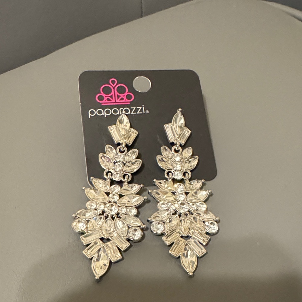 🛍️Silver Crystal Earrings